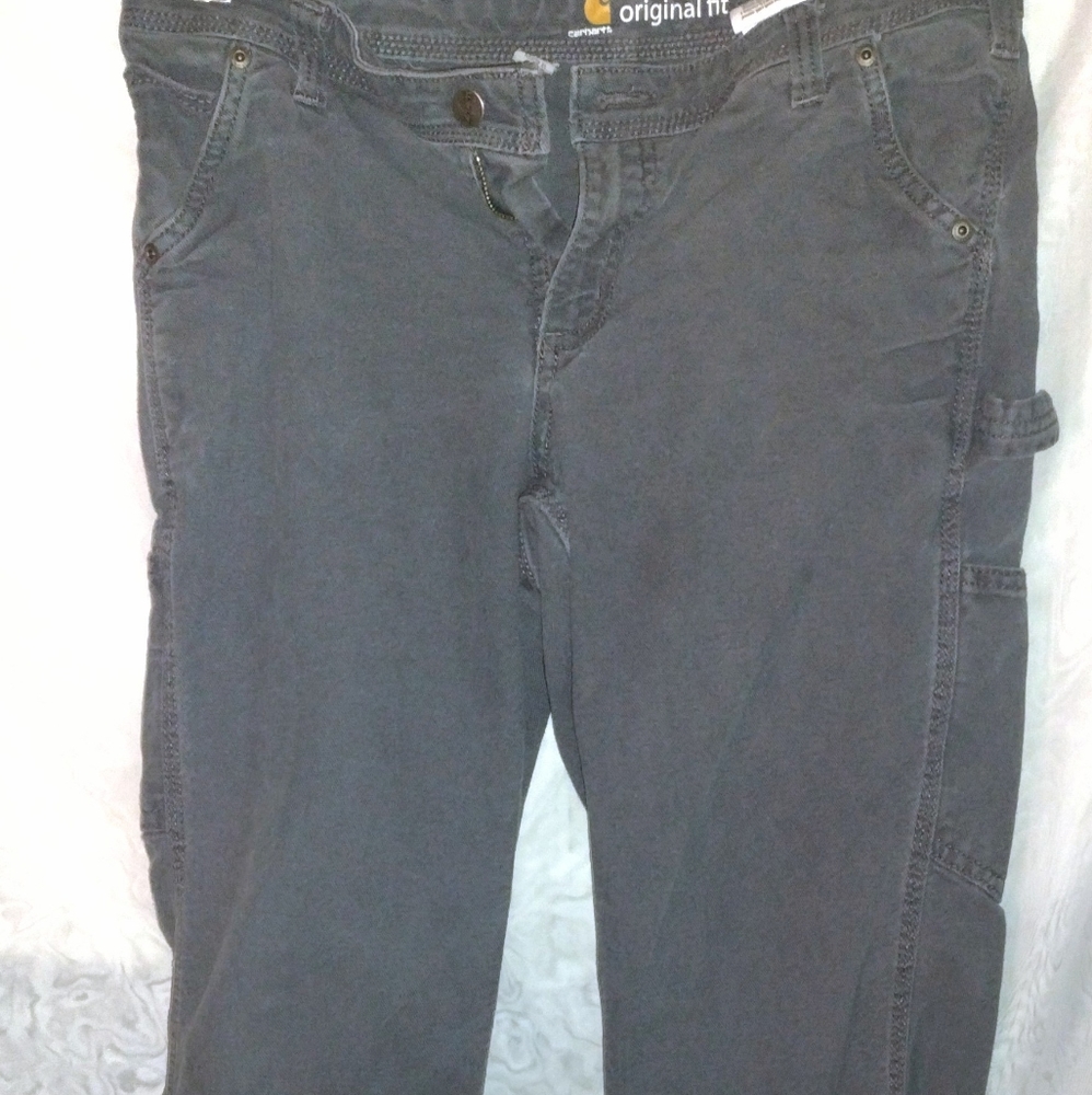 EUC Carhartt pants, short